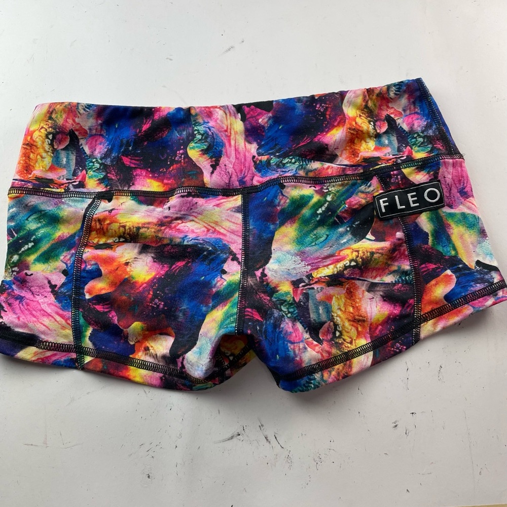 Fleo low rise contour medium shorts